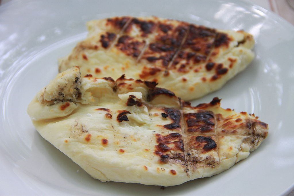 grilled_haloumi_cheese_in_cyprus